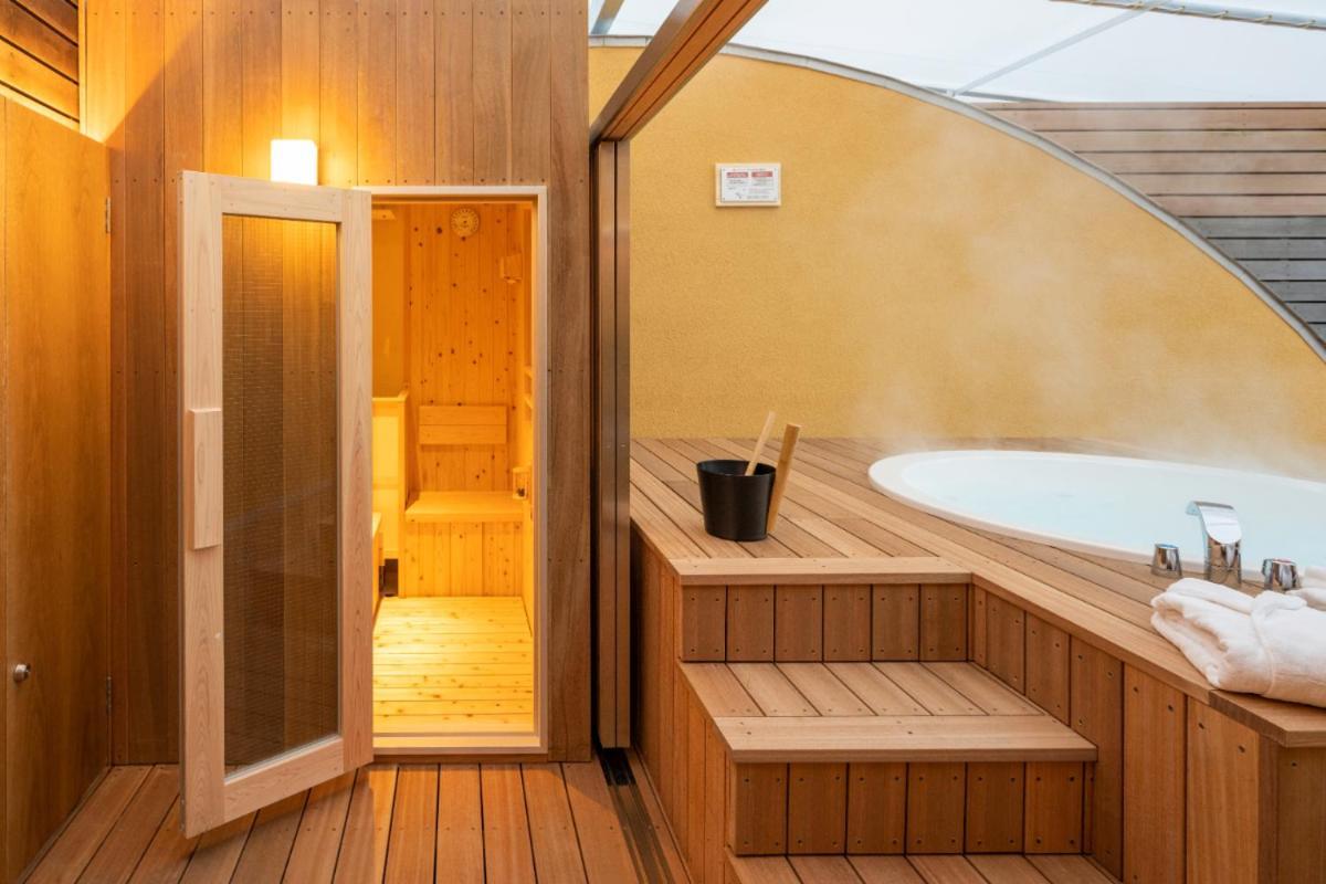 Resort Hotel Moana Coast Naruto  Exteriör bild