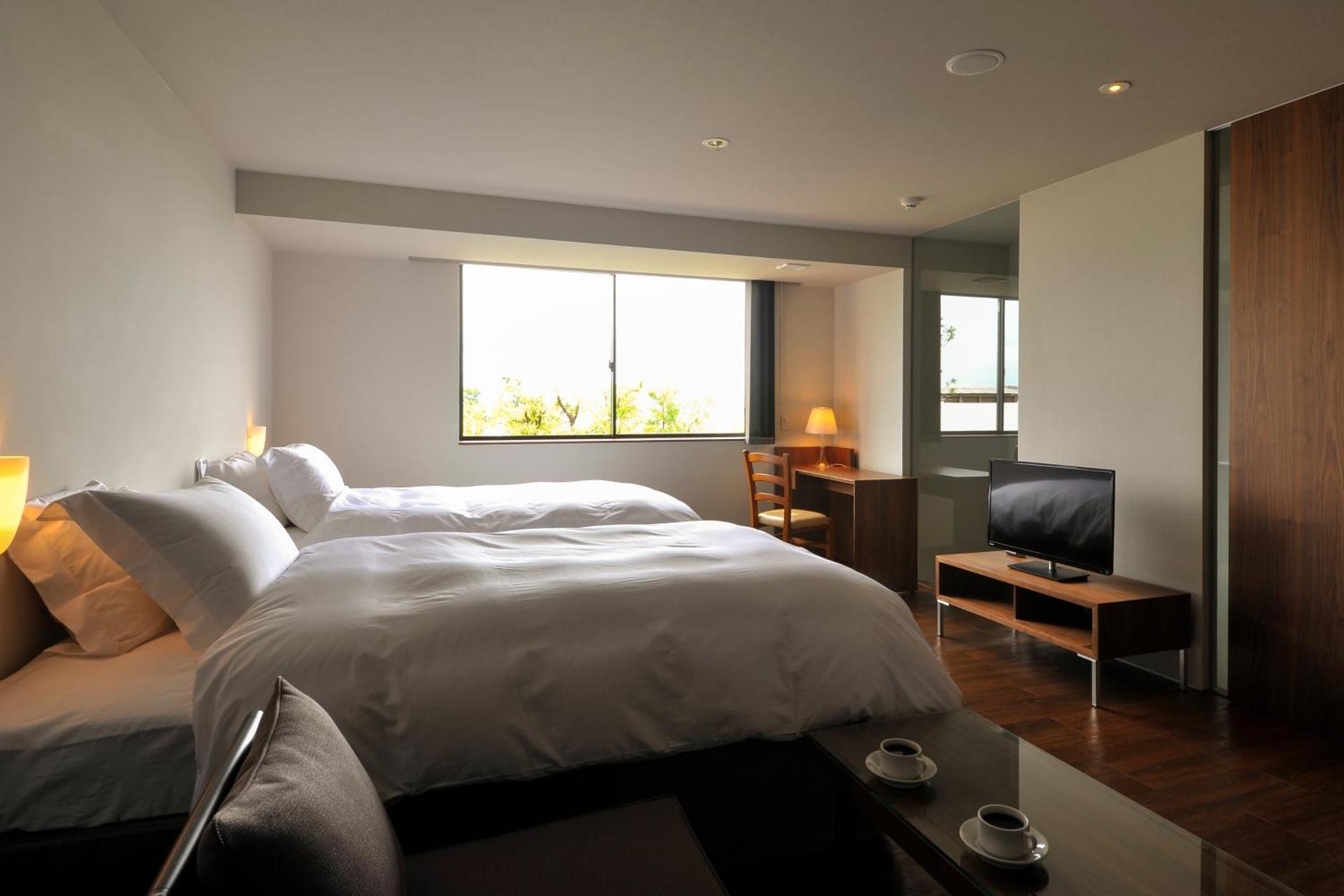 Resort Hotel Moana Coast Naruto  Rum bild